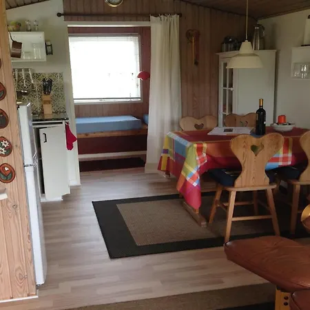 Cresta - 200m From The Sea By Interhome Feriehus